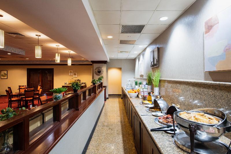 Crowne Plaza Newark Airport - Restoran