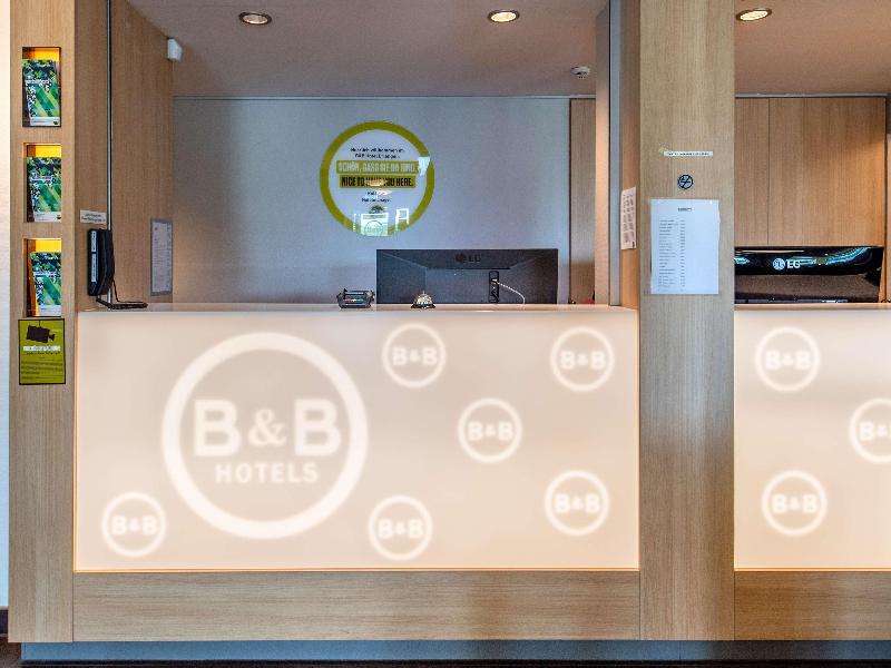 B&B Hotel Erlangen - Lobi