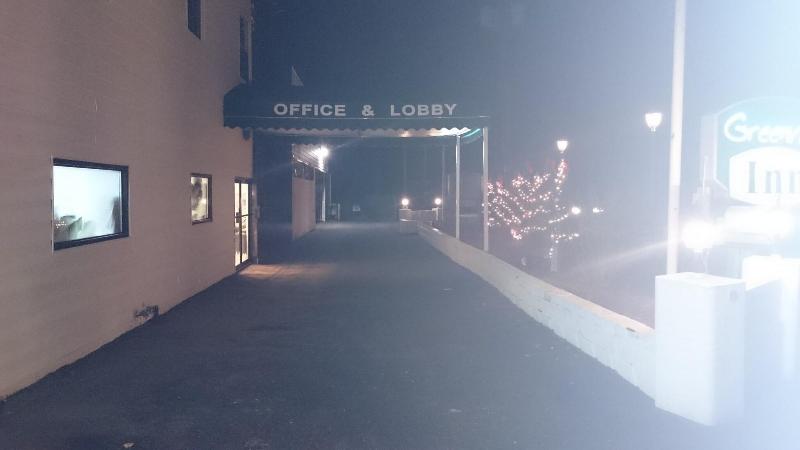 Greenview Inn Riverhead - Genel