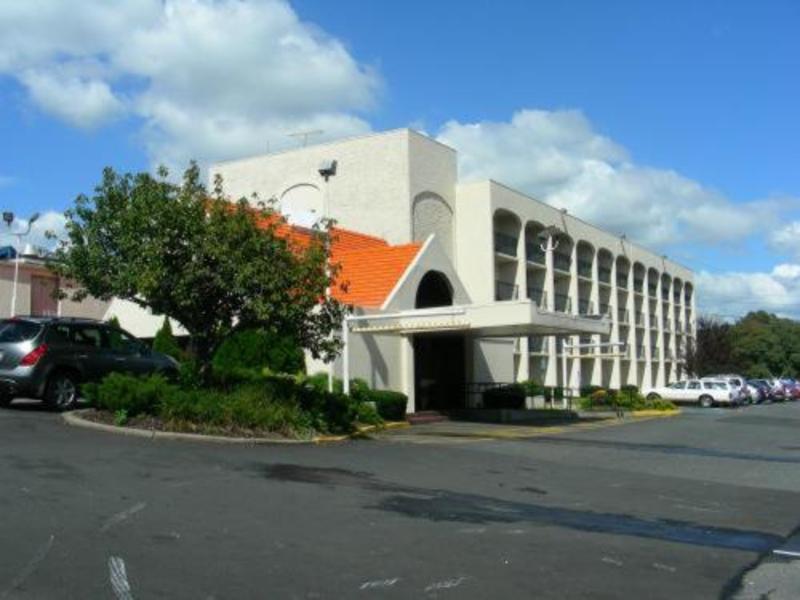 Spark by Hilton Clifton - Genel