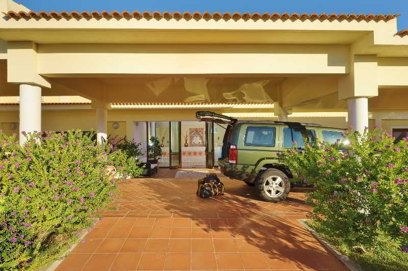 Petri Marini Hotel & Resort