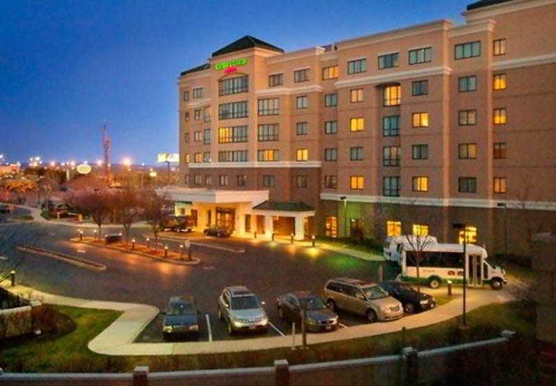 Courtyard Newark Elizabeth fotoÄŸrafÄ±