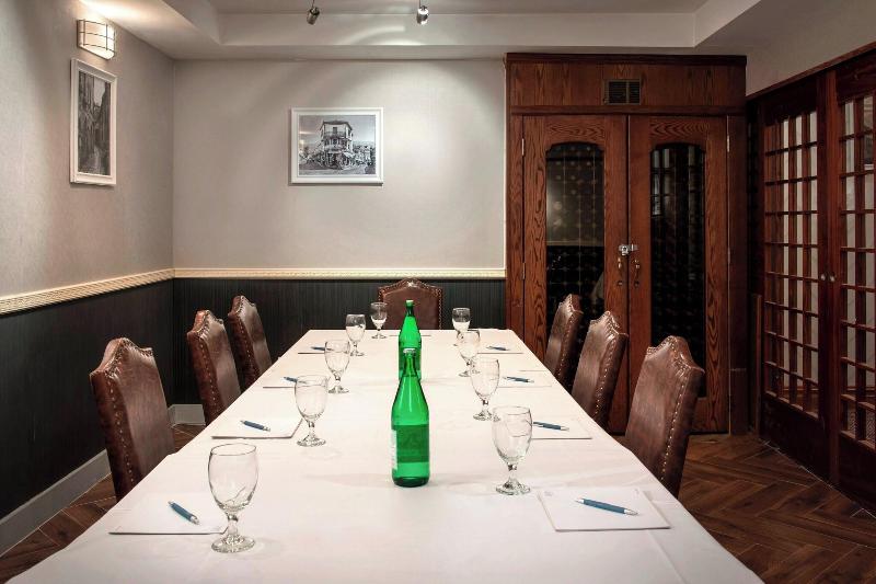 Four Points by Sheraton Manhattan SoHo Village - Toplantı