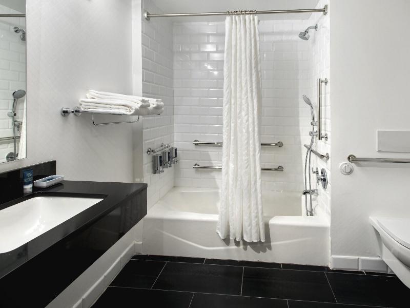Four Points by Sheraton Manhattan SoHo Village - Oda