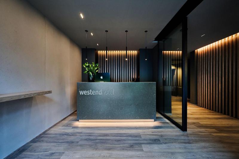 Hotel Westend - Lobi