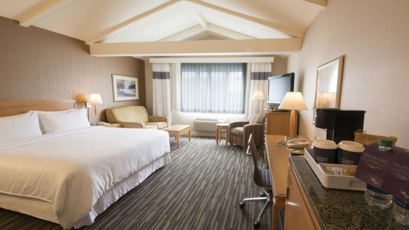 Best Western Premier Plainview-Long Island Hotel - Oda