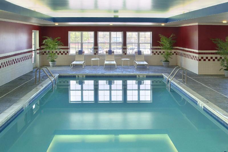 Residence Inn Long Island Hauppauge/Islandia - Havuz