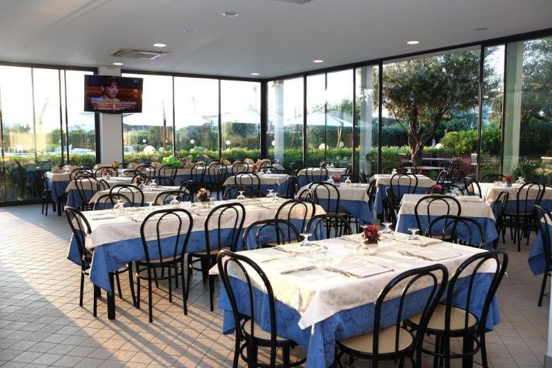 Nettuno Beach - Restoran