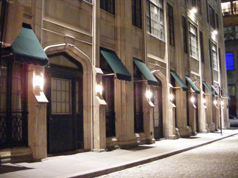 Wall Street Inn - Genel