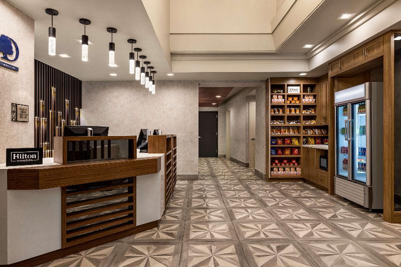 Doubletree By Hilton New York Midtown Fifth Ave - Lobi