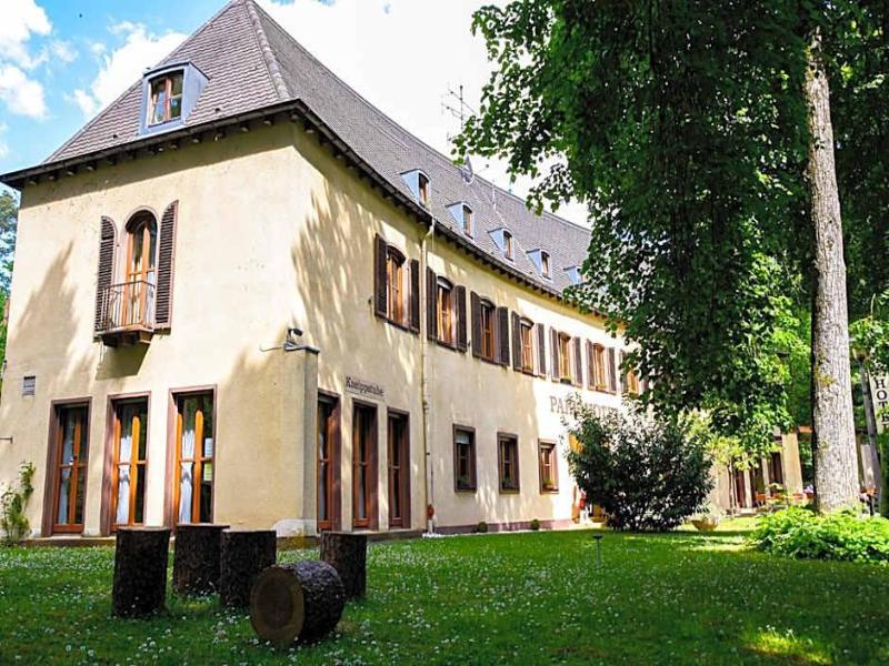 Parkhotel Zirndorf - Genel