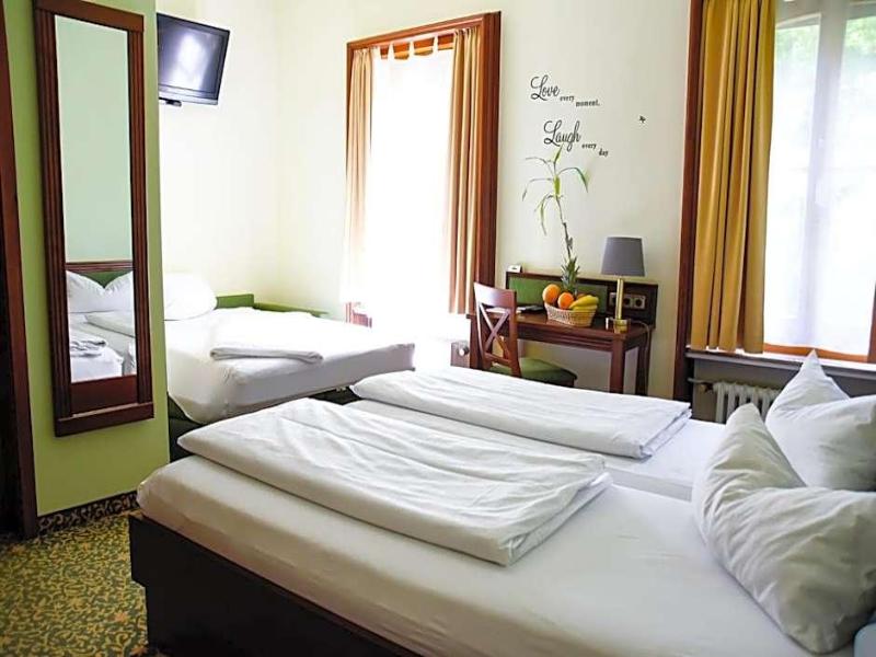 Parkhotel Zirndorf - Genel