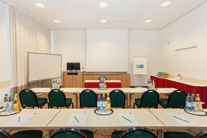 Holiday Inn Express Nuernberg-Schwabach - Toplantı