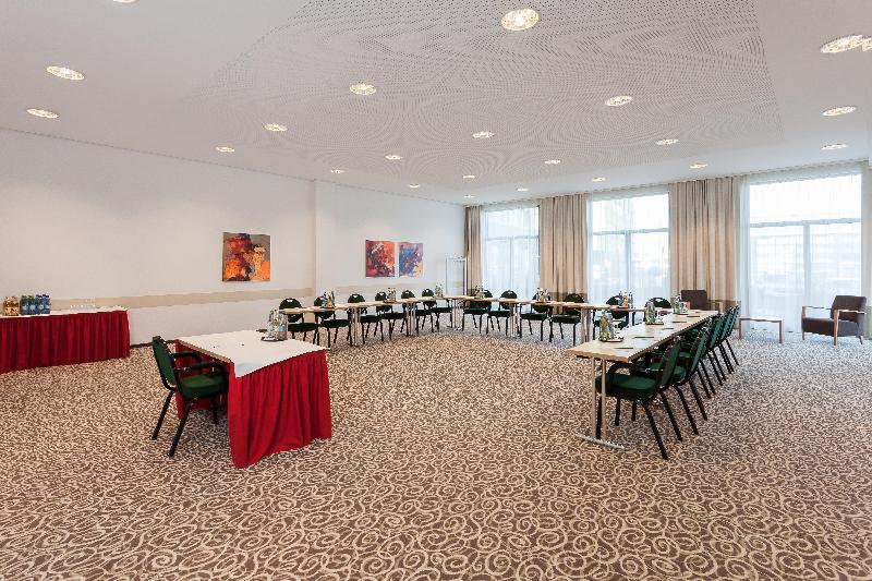 Holiday Inn Express Nuernberg-Schwabach - Toplantı