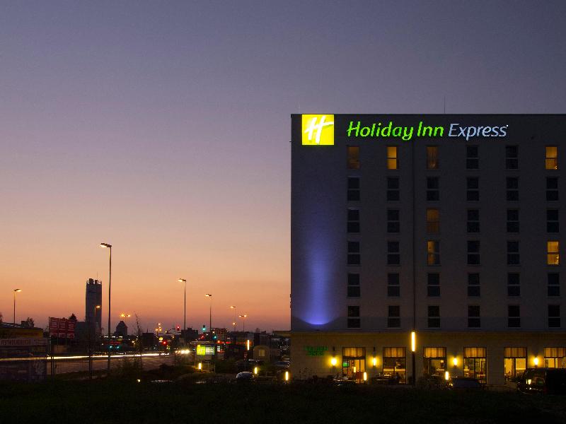 Holiday Inn Express Nuernberg-Schwabach - Genel