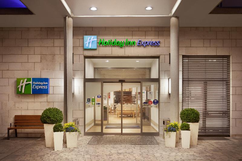 Holiday Inn Express Nuernberg-Schwabach - Genel
