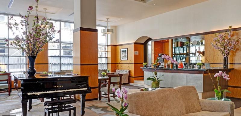 Hotel Giraffe by Library Hotel Collection - Lobi