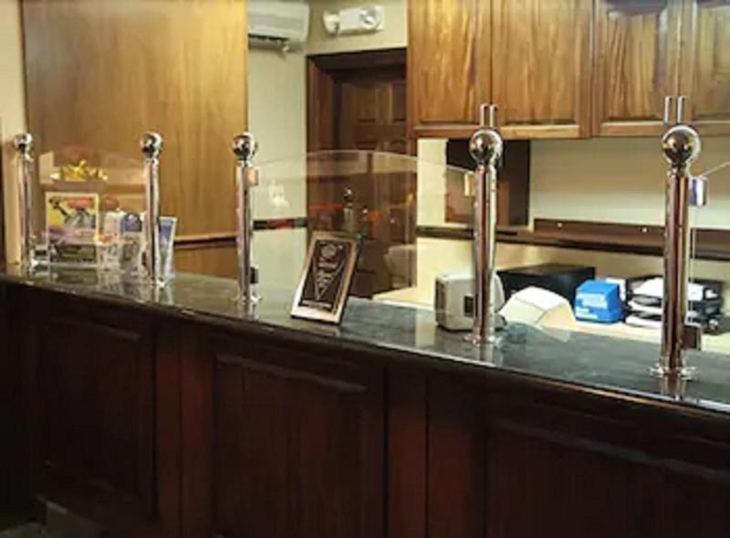 The Holland Hotel - Lobi