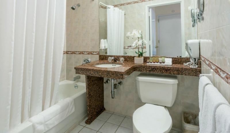 Chelsea Savoy Hotel - Oda
