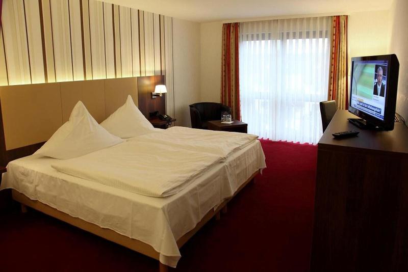Lobinger Parkhotel - Oda