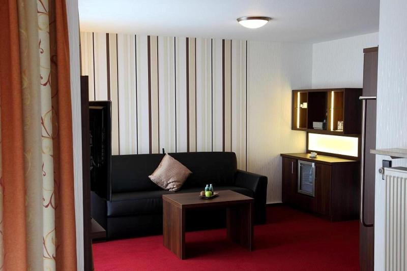 Lobinger Parkhotel - Oda