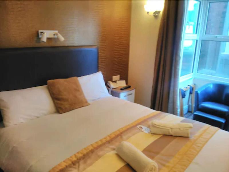 Burlington Palm Hotel - Oda