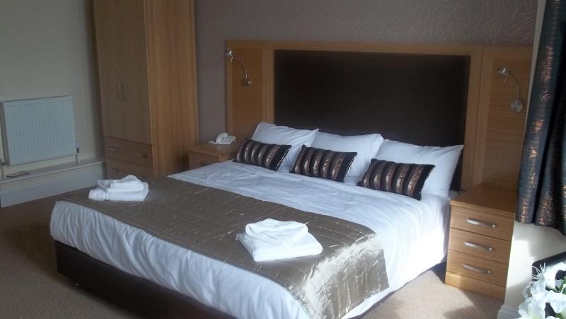 Burlington Palm Hotel - Oda