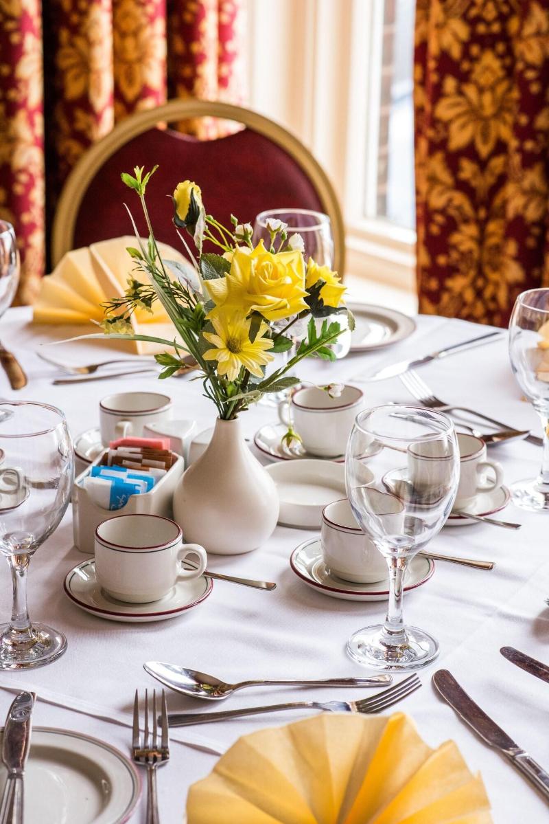 Burlington Palm Hotel - Restoran