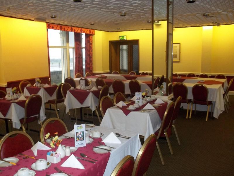 Burlington Palm Hotel - Restoran