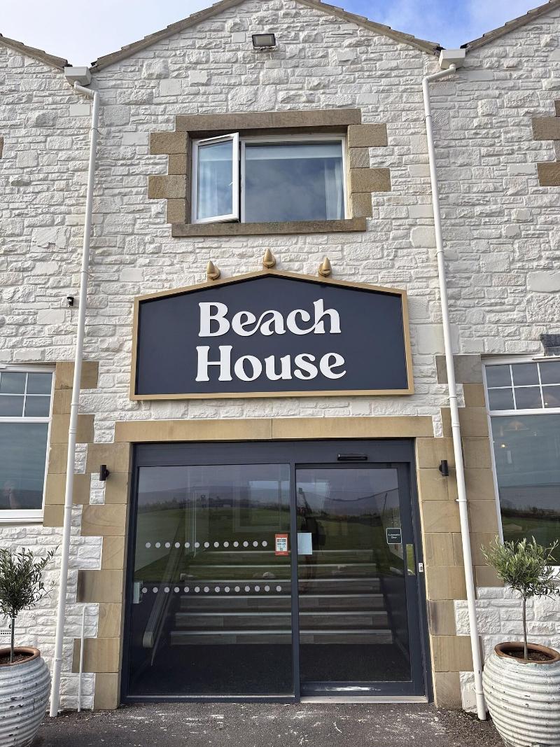 Beach House - Genel