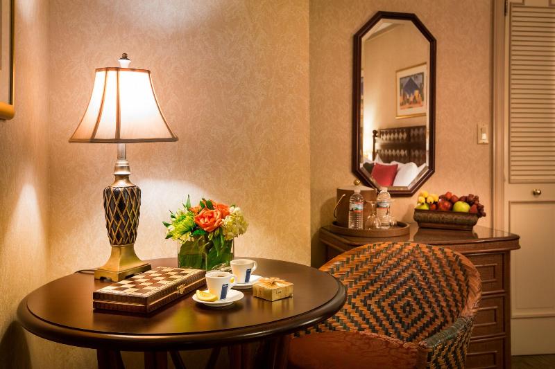 Casablanca Hotel by Library Hotel Collection - Oda