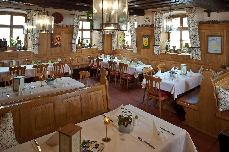 Flair Hotel Drei Kronen - Restoran