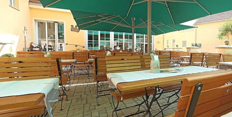 Flair Hotel Drei Kronen - Teras
