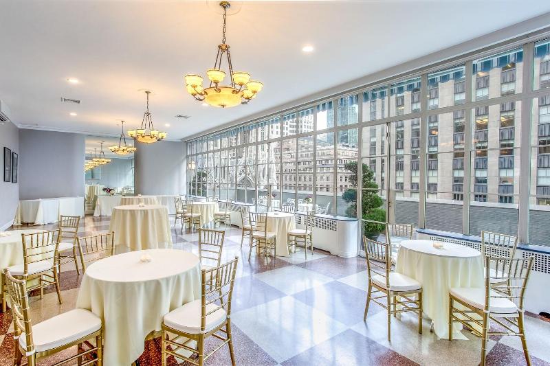 3 West Club - Toplantı
