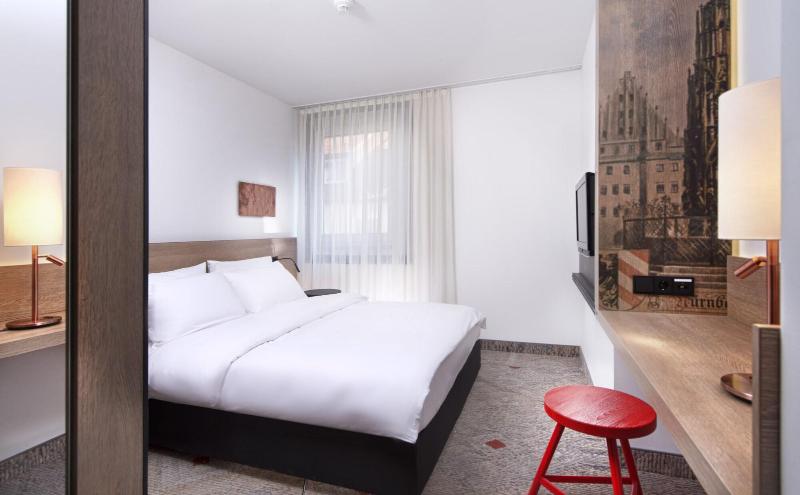 SORAT Hotel Saxx Nürnberg - Oda