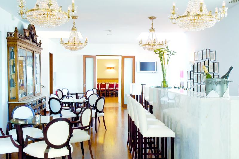 Golden Tulip Porto Gaia - Bar