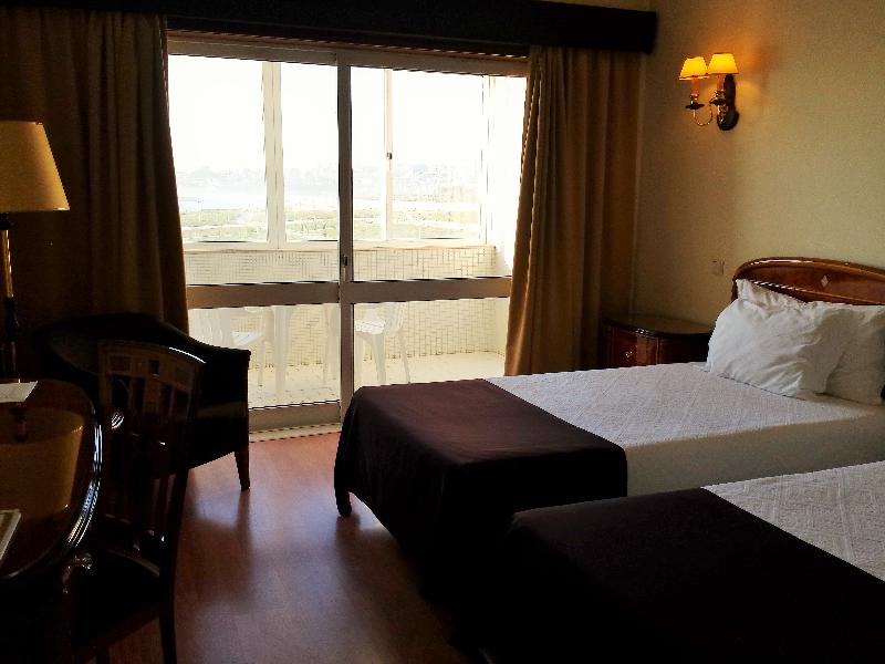 Golden Tulip Porto Gaia - Oda