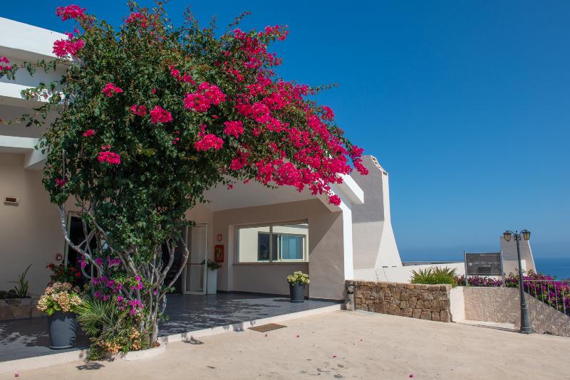 Castelsardo Resort Village - Genel