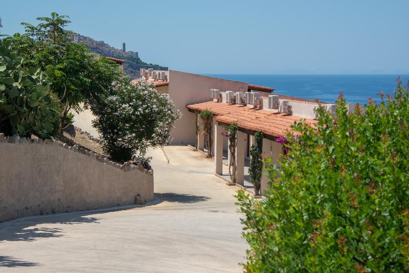 Castelsardo Resort Village - Genel