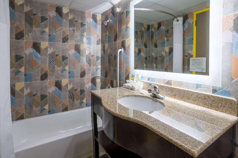 Days Hotel by Wyndham North Bergen/NYC Area - Oda