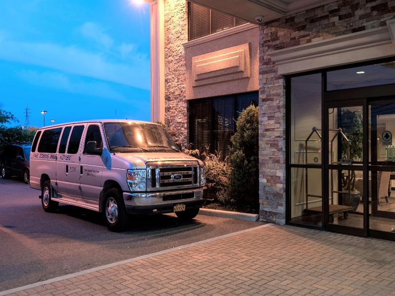 Five Towns Motor Inn - Genel