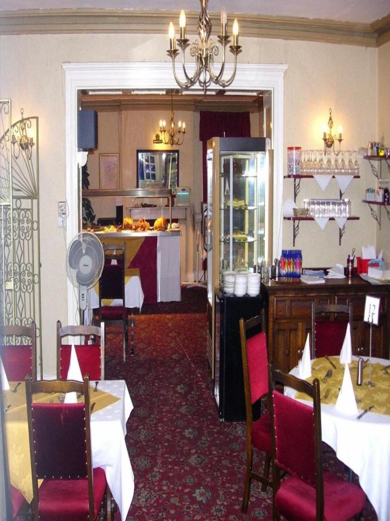 Royal Hotel - Restoran