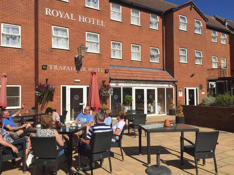 Royal Hotel - Teras