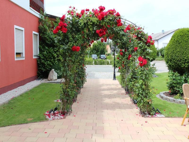 Hotel-Landgasthof Grabinger - Genel