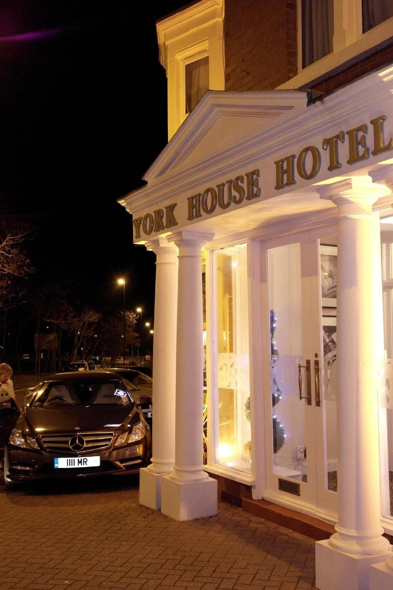 York House - Genel