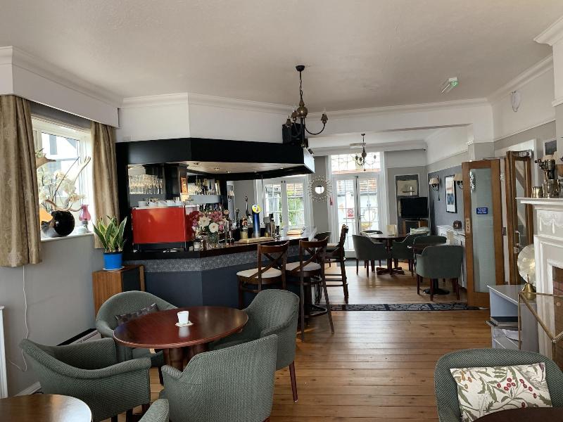 Knights Court Hotel - Bar