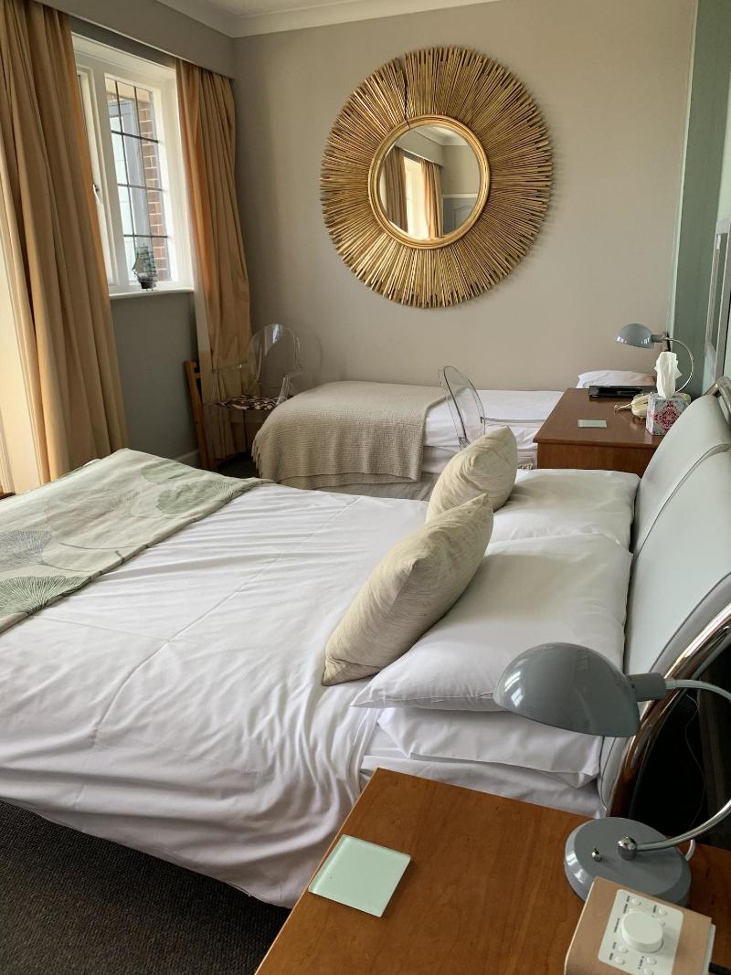 Knights Court Hotel - Oda