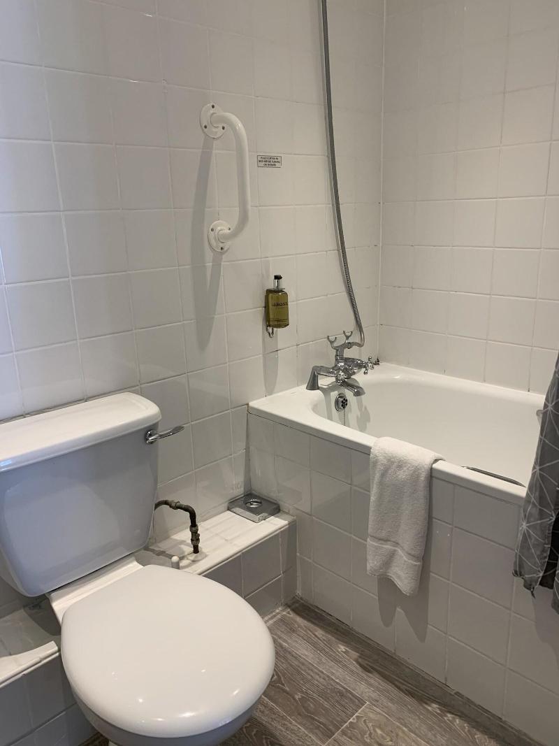 Knights Court Hotel - Oda