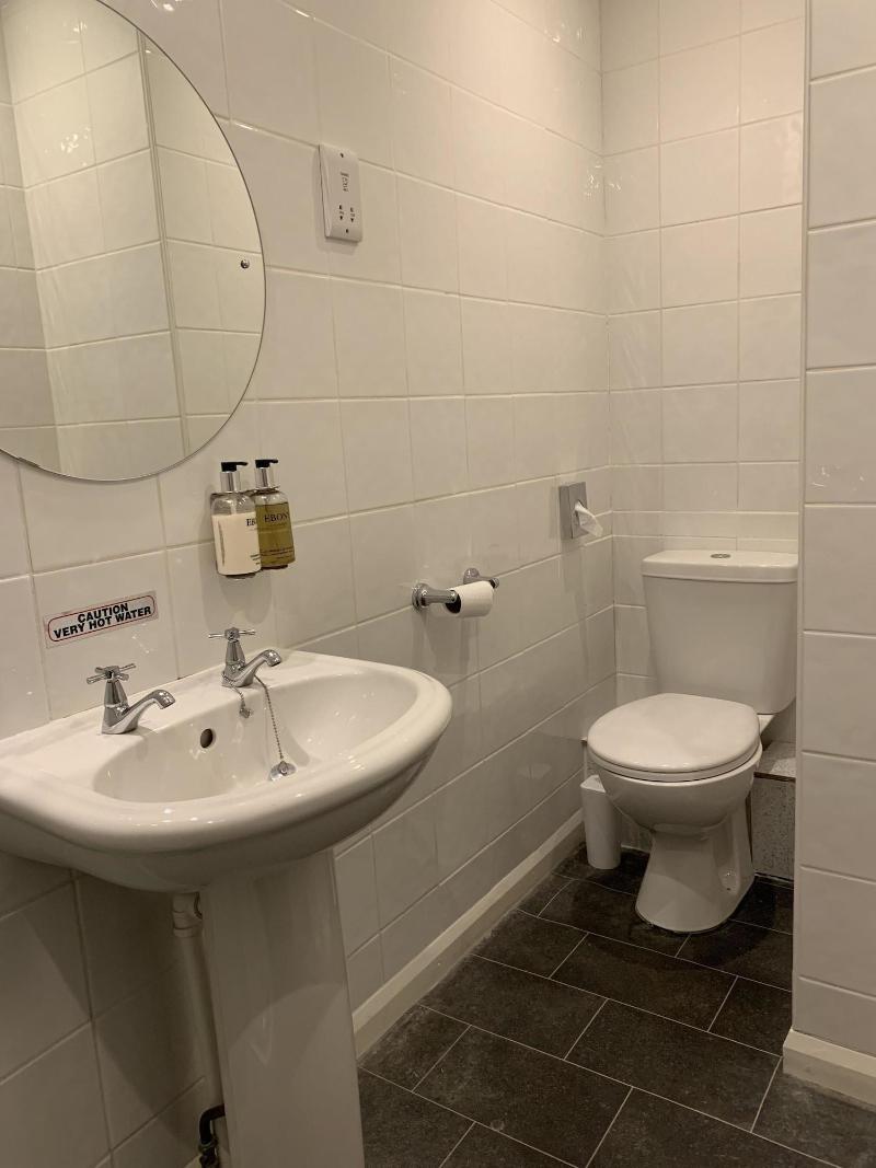 Knights Court Hotel - Oda