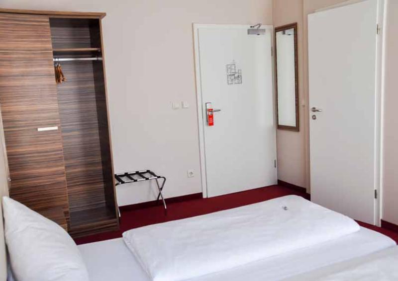 Erde Hotel Erlangen - Oda